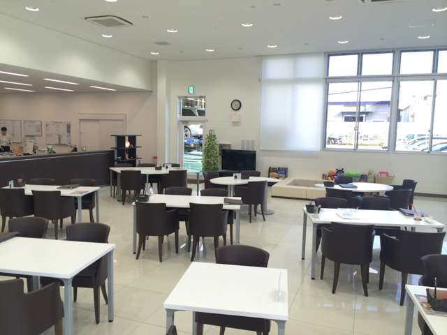 ホンダカーズ埼玉 三芳463店(認定中古車取扱店)