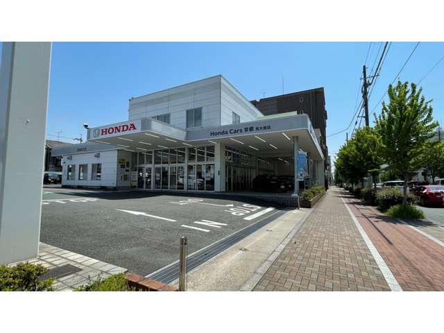 ホンダカーズ京都 西大路 (Honda認定中古車取扱店)