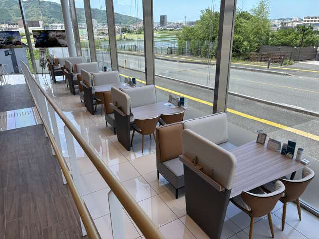 トヨタカローラ福岡 那珂川店