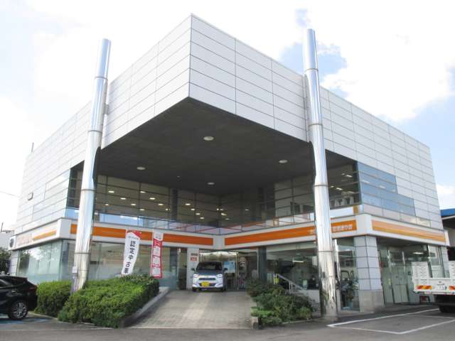 トヨタカローラ香川 空港通り店