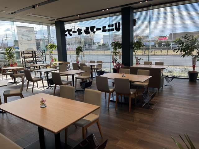 ホンダカーズ大阪 深井店 (Honda認定中古車取扱店)