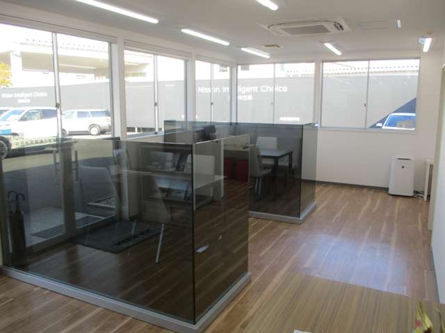日産大阪販売(株) UCARS香里