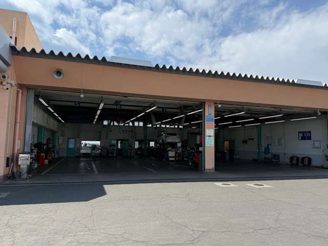 ウエインズトヨタ神奈川 ビークルステーション小田原