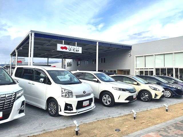 神戸トヨペット(株) THE GARAGE 宝塚インター南