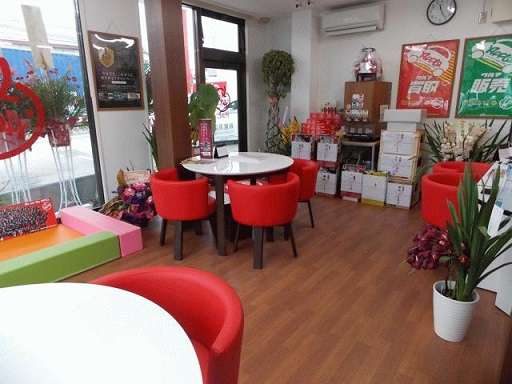 アップル新居浜店