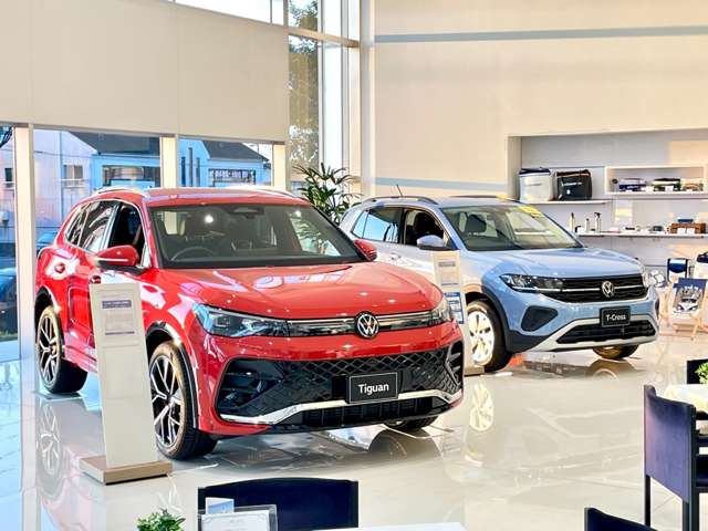 サーラカーズジャパン フォルクスワーゲン岡崎