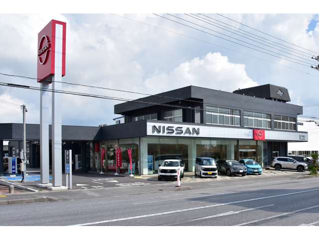 琉球日産自動車 中部店
