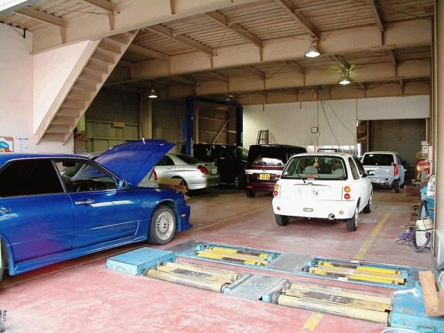 (有)カーメディア ZEST