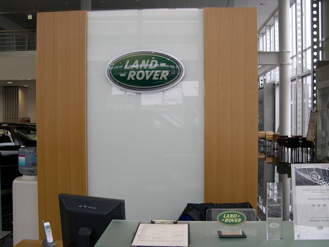 LAND ROVER 札幌東