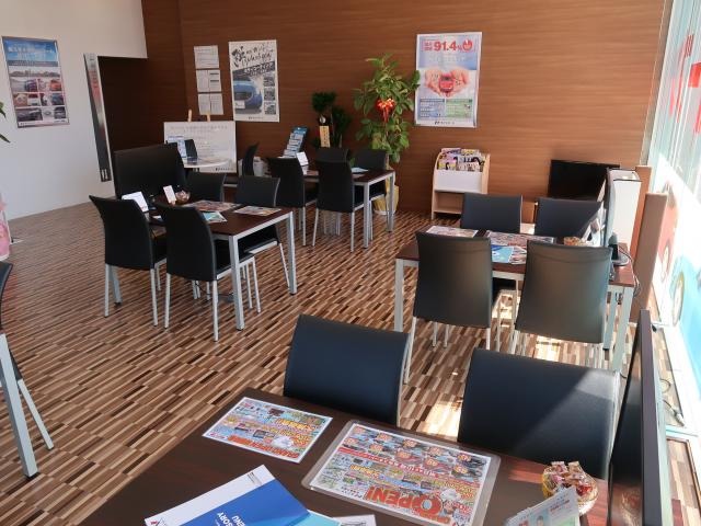 大阪府 東大阪市の中古車販売店 ネクステージ外環東大阪店 | 中古車