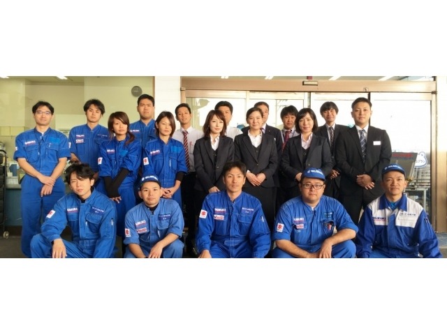 沖縄県 中頭郡北谷町の中古車販売店 スズキアリーナ北谷 北谷中古車センター 中古車情報 中古車検索なら 車選びドットコム 車選び Com