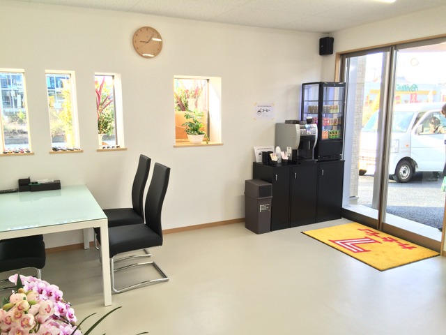 三重県 桑名市の中古車販売店 カーセブン桑名店 中古車情報 中古車検索なら 車選びドットコム 車選び Com