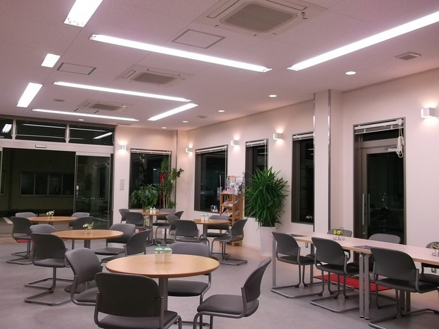 山崎自動車株式会社