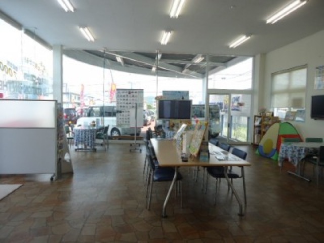 山口県 宇部市の中古車販売店 株 スズキ自販山口 U S Station宇部 中古車情報 中古車検索なら 車選びドットコム 車選び Com