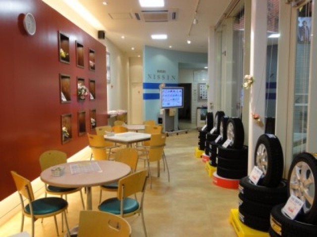 日新スズキ販売(株) 水沢バイパス営業所