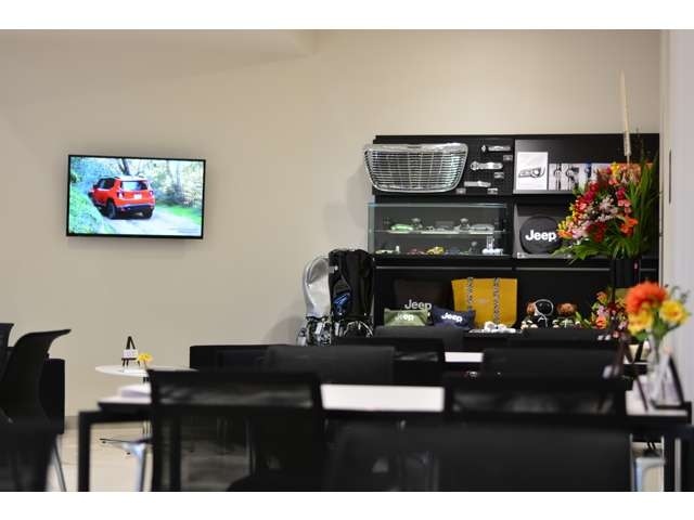 クライスラー・ジープ堺