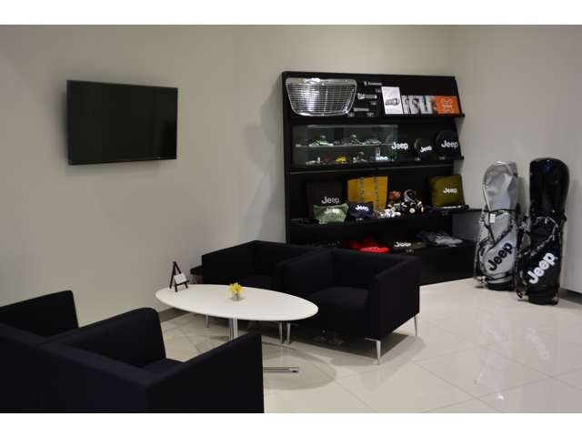 クライスラー・ジープ堺